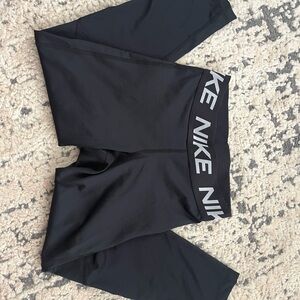 Nike capri leggings